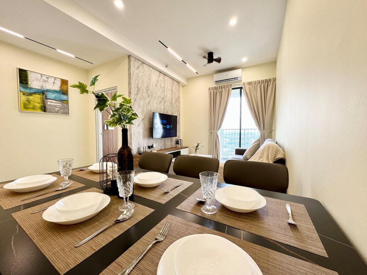 Elegant Urban Escape 3bdr By Moka Shah Alam